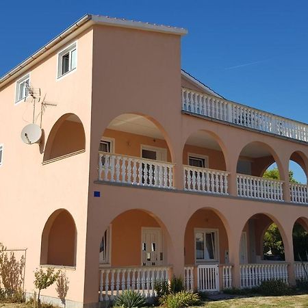 Apartment Marina Vir Buitenkant foto