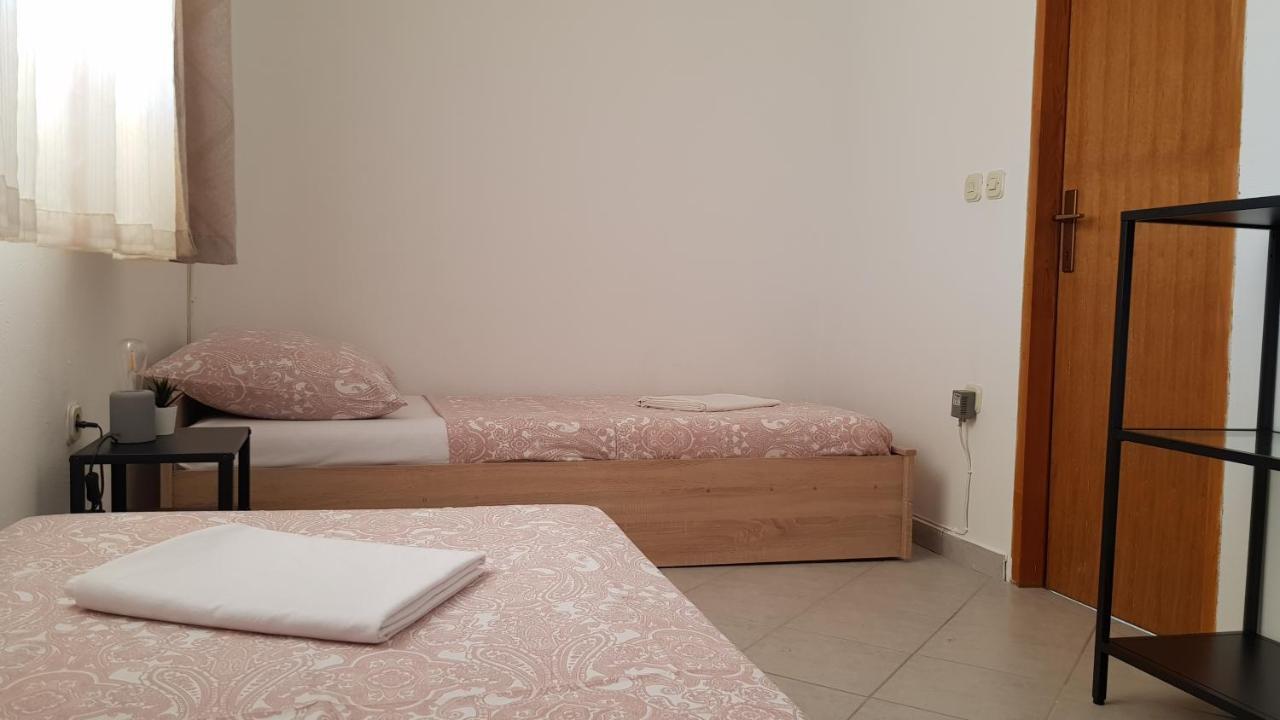 Apartment Marina Vir Buitenkant foto