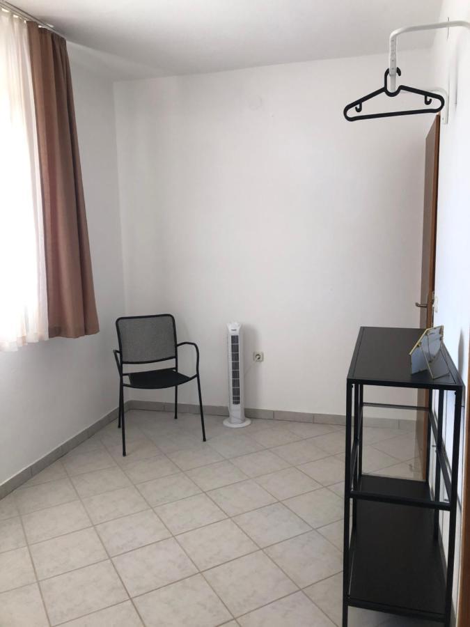 Apartment Marina Vir Buitenkant foto